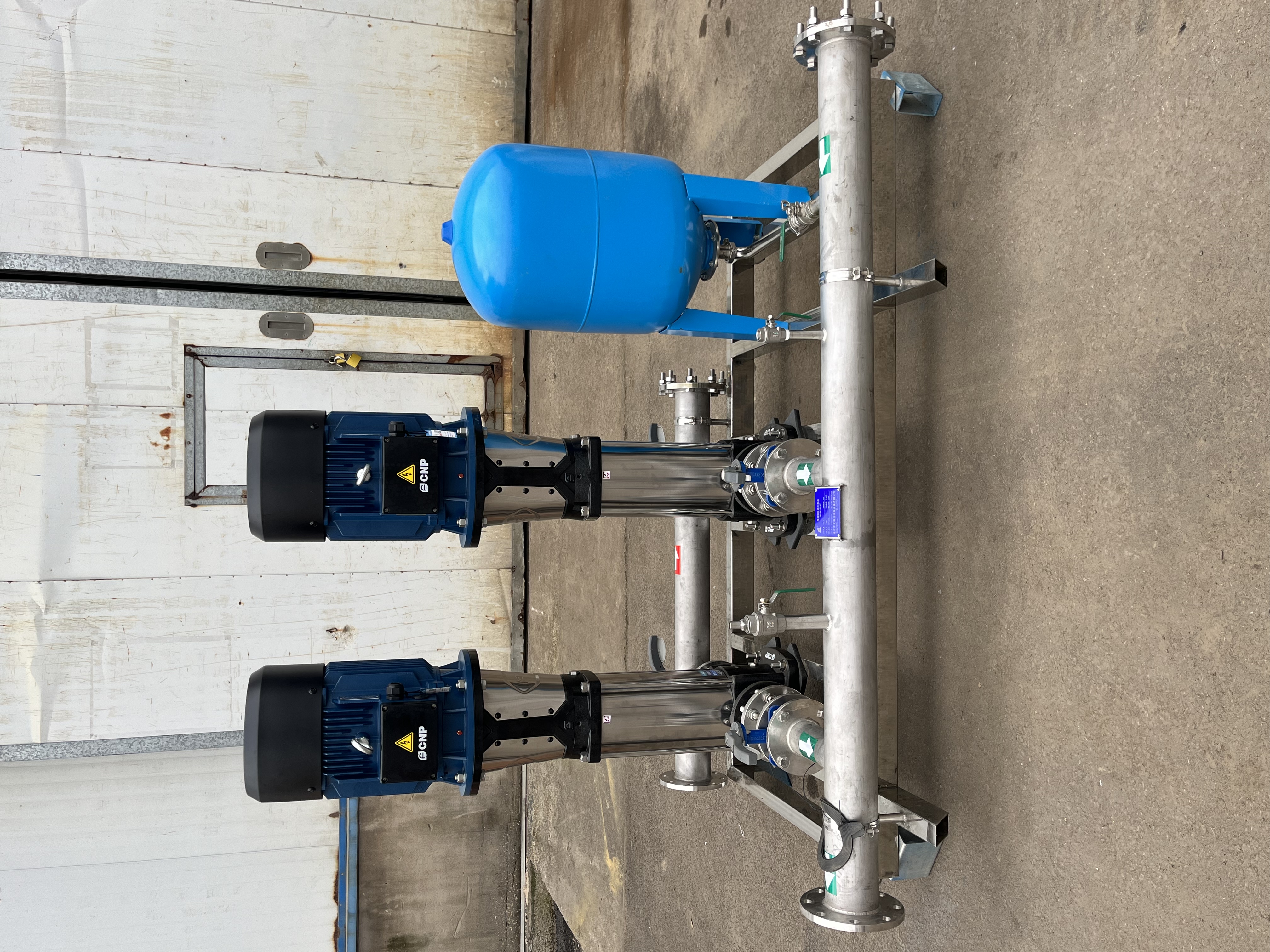 �㉺׃�l��ˮ�C�M